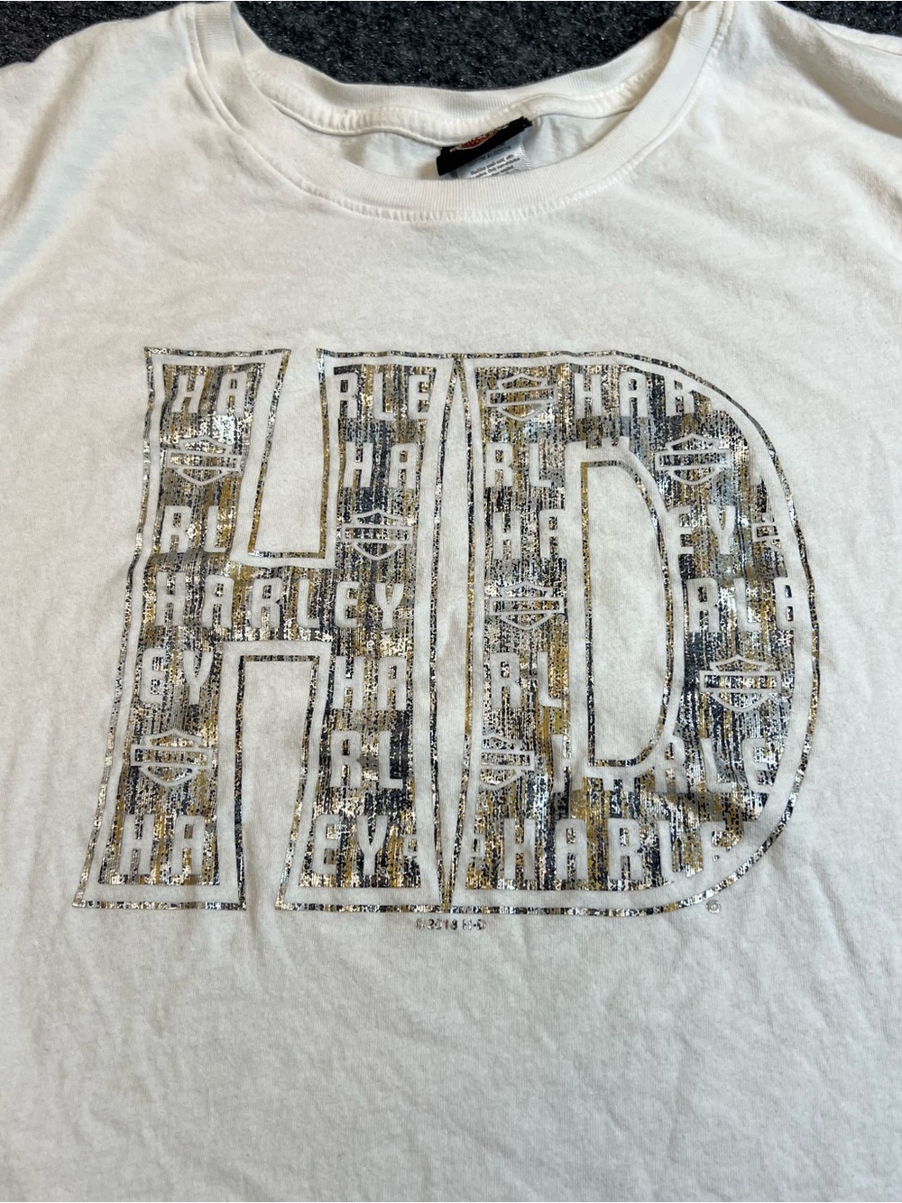 Harley Davidson Women’s White Metallic Graphic Tee XL Oconomowoc WI Biker Shirt